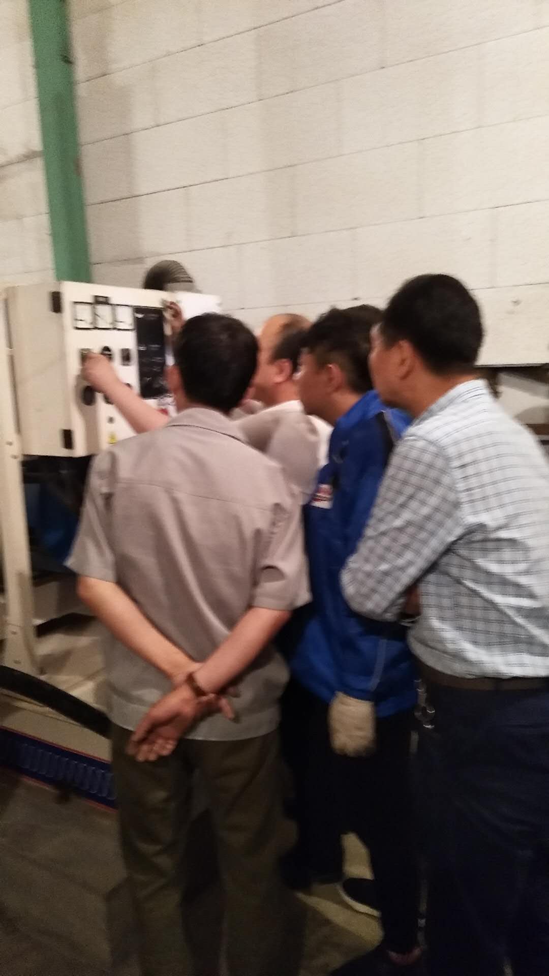 英國勞斯萊斯柴油發(fā)電機組專業(yè)維修及原廠配件供應